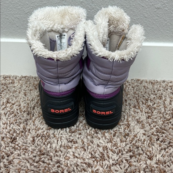 Sorel purple and black little kids' Winter Boots, size 10 - Picture 4 of 6